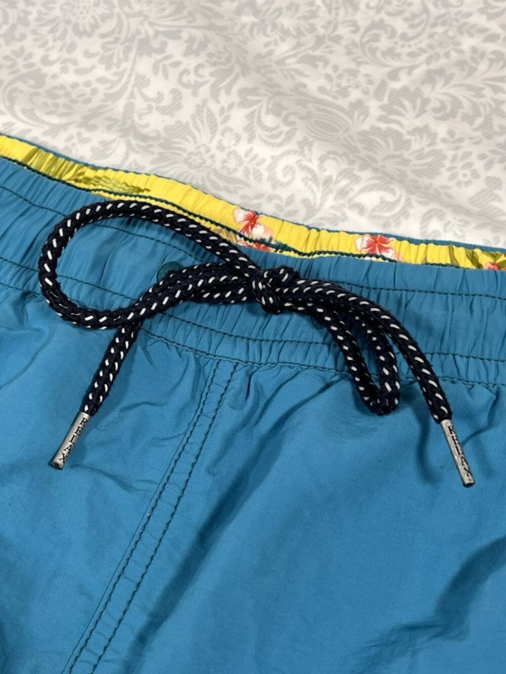 Tommy Bahama Relax Swim Trunks Mens XL Blue Elastic Waist Shorts Marlin Logo - Picture 3 of 12